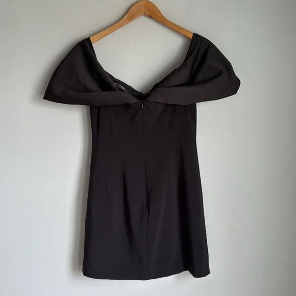 ML Monique Lhuillier Luna Crepe Mini Dress - Picture 3 of 13